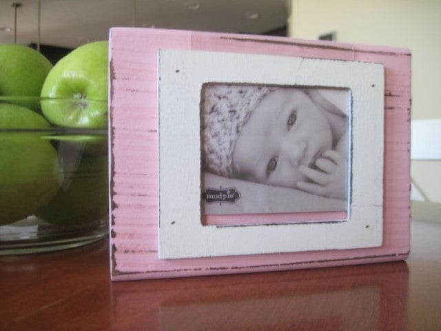 block frame, pink/white