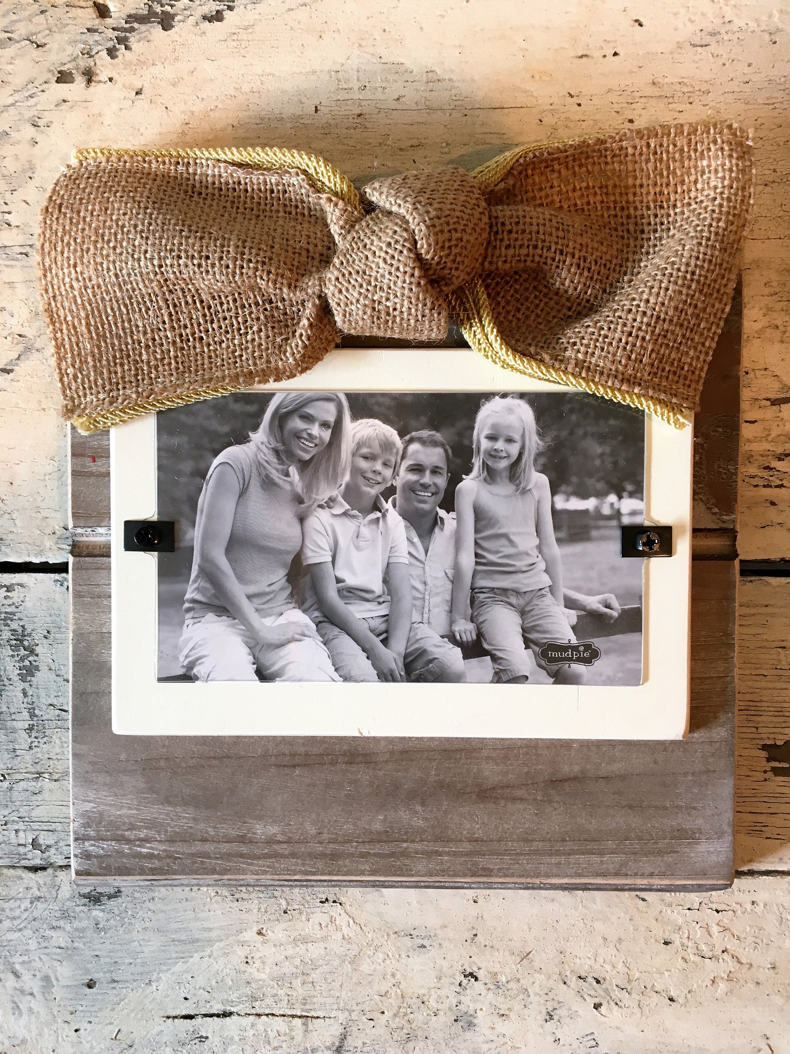 wooden burlap bow frame